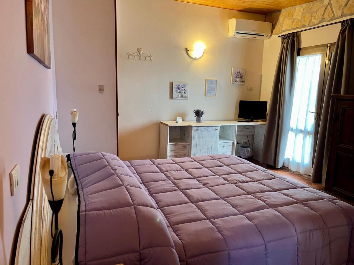 Agriturismo Poggio Del Drago 蒙特马拉诺 外观 照片