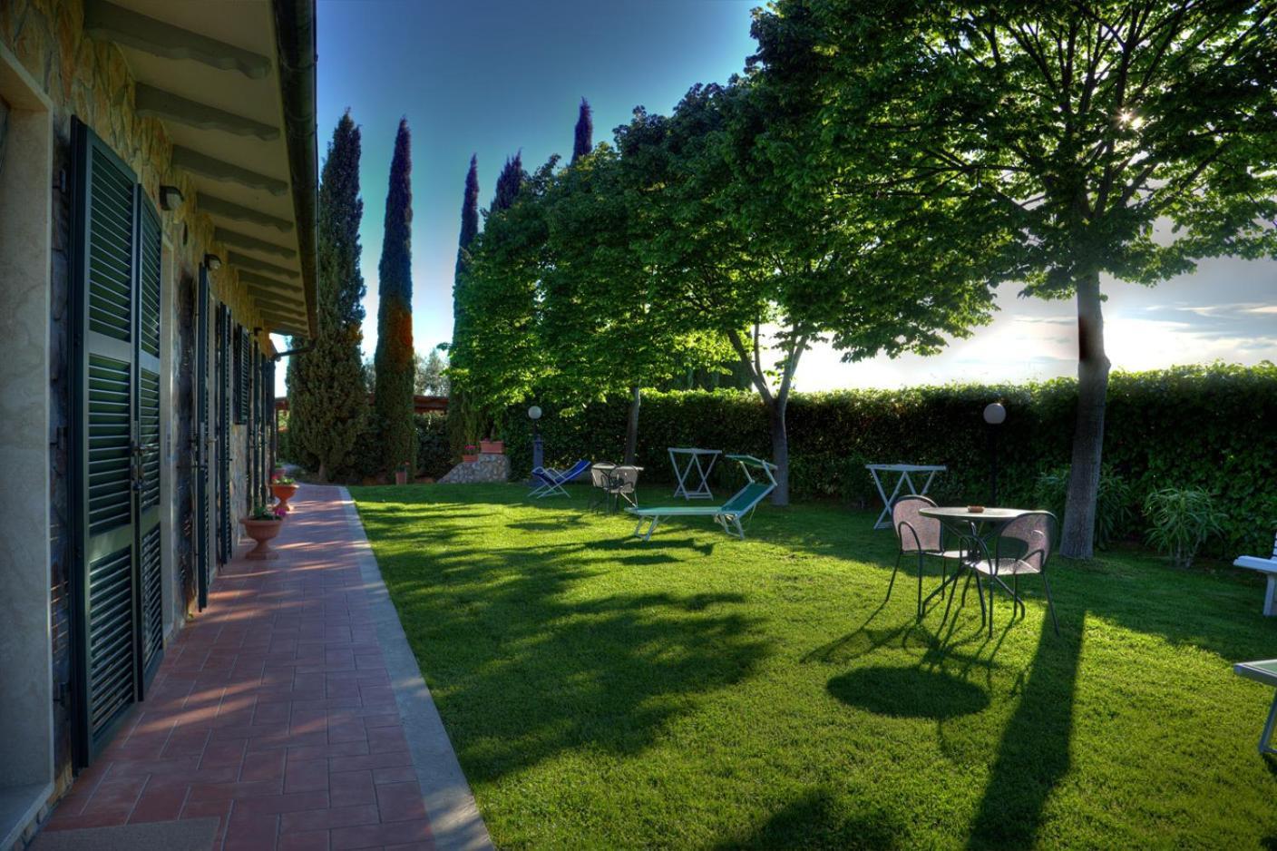 Agriturismo Poggio Del Drago 蒙特马拉诺 外观 照片